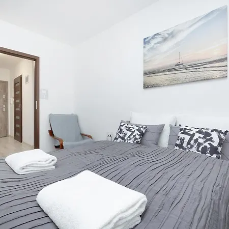 Paryska By Renters Apartment